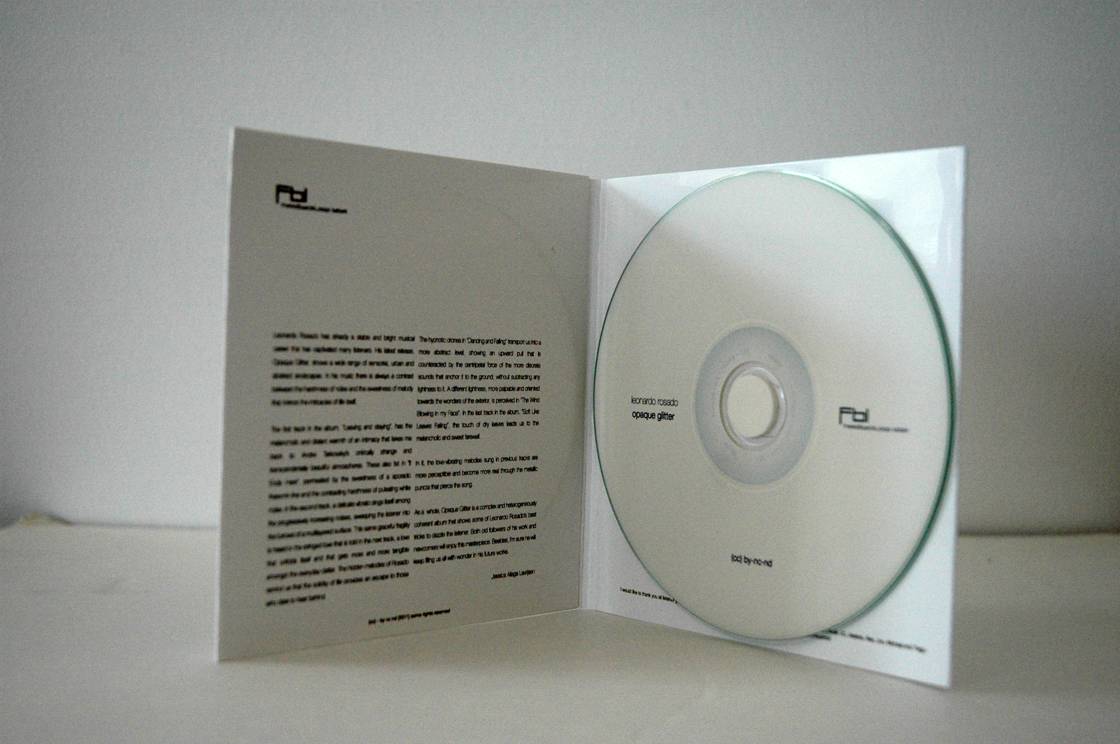 inside cover of Leonardo Rosado album - opaque glitter