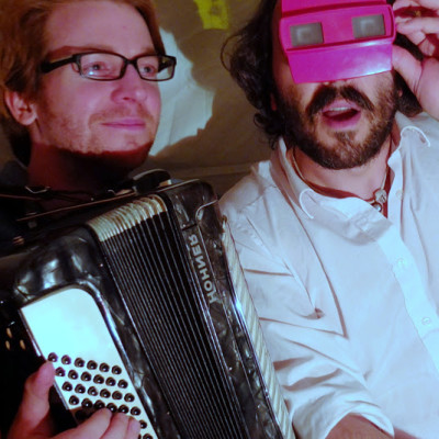 playing-music-having-fun-viewmaster-ryan-van-winkle-dan-gorman